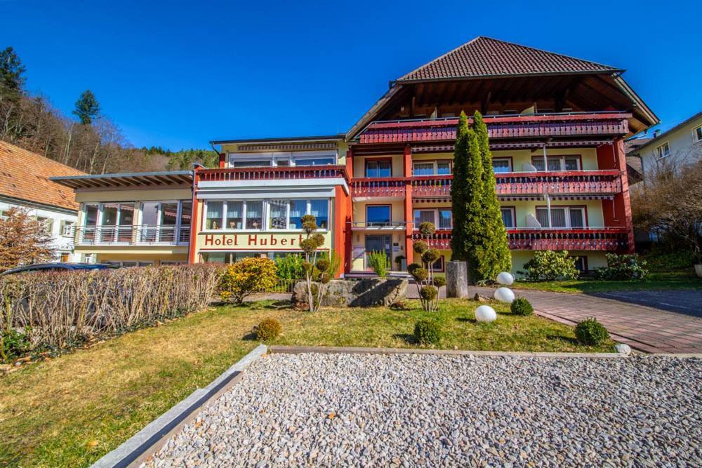 Отель Haus Hubertus Бад-Петерсталь-Грисбах Экстерьер фото